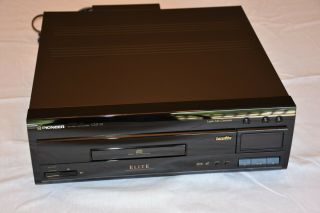 Pioneer Elite Cld - 79 Laser Disc Player. ,  With Remote