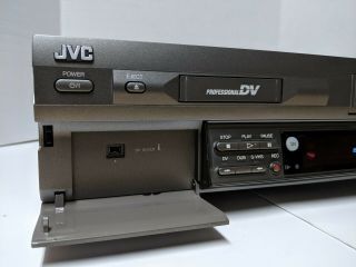 JVC SR - VS30U VHS ET Professional Series VCR MiniDV Player 3