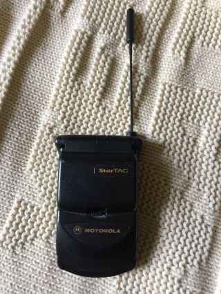 Startac Motorola Flip Cell Phone Black Fast Vintage Good