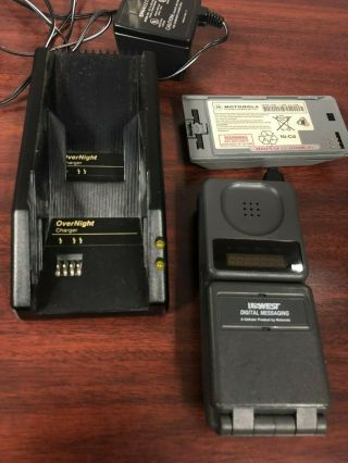 Motorola Digital Personal Communicator F09HLD8315AG Cellphone with Charger 8