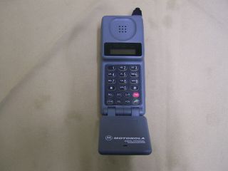 Vintage Motorola Cellularone Flip Brick Cell Phone F09hld8416ag