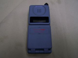 vintage Motorola CellularOne Flip Brick Cell Phone F09HLD8416AG 2