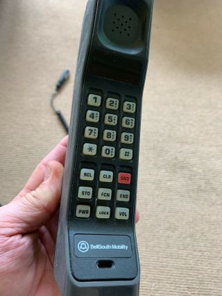 Vintage 80s Motorola Dynatac 8000 Brick Cell Phone & Car Plug 3