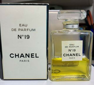 Chanel No 19 Eau De Parfum 50 Ml 1.  7 Fl Oz Rare Vintage