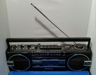 Sanyo Vintage Single Cassette AM/FM Stereo Boombox Player Recorder Black M7022 4