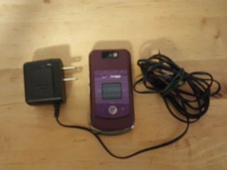 Motorola Verizon Purple Flip Phone With Bt51 Battery & Charger