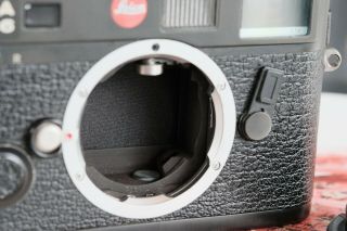 Leica M6 TTL 0.  58 Rangefinder In Black Chrome [Excellent Condition] 10