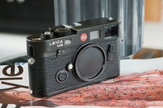 Leica M6 Ttl 0.  58 Rangefinder In Black Chrome [excellent Condition]
