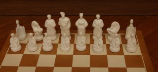 Rare Russian Vintage Soviet Ussr Plastic Decorated Chess Set And Board
