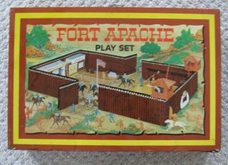 Louis Marx Fort Apache Play Set W/ Vintage Figures