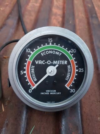 Vintage Sun Vac - O - Meter Fuel Economy Gauge