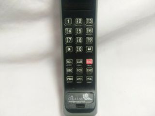 Vintage Motorola F09NFD8438BG Mobile Brick Cell Phone “AS IS” 2