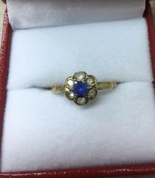 Vintage 9ct Gold Dress Ring Size L And A Half.  Sapphire And Diamond Daisy Ring