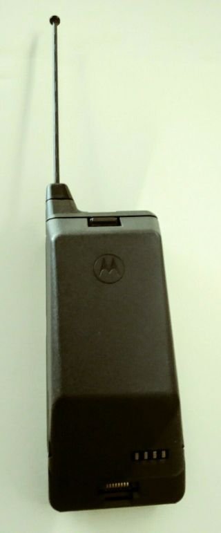 Vintage Motorola Flip Cell Phone Century Cellunet 34013WARSA Powers On 3