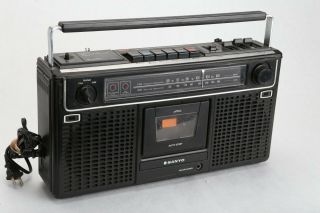 Vintage Sanyo Am/fm Radio Cassette Player Recorder Model M 9902