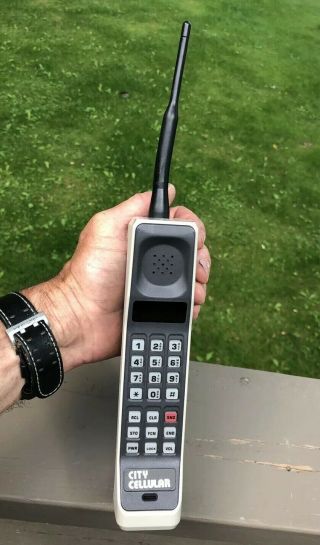 Extra Motorola Dynatac Brick Mobile Cell Phone Bundled SLF1306A W CAR KIT 5