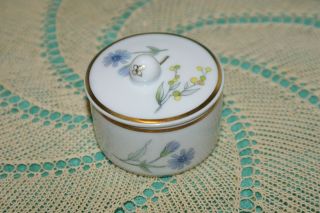 Vintage Richard Ginori Porcelain Covered Trinket Box Italy Flowers 2 " D X 1 " H