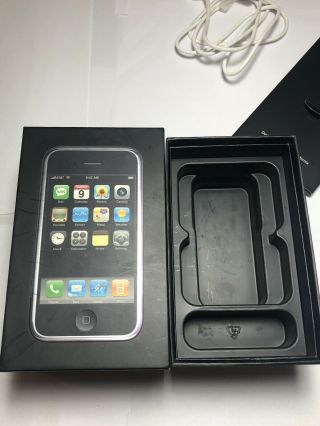 Apple Iphone First Generation 8gb W/Accessories 2