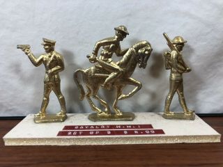 Vintage Wwi Lead Metal U.  S.  Calvary Soldiers Toy Army Men Old Salesmen Samples