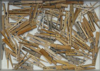 100 Vintage Wood Wooden Hardwood Spring - Clip Style Clothespins Made In Usa