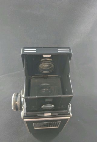 ROLLEIFLEX FRANKE & HEIDECKE Tessar 1:3.  5 f=75mm Synchro Compur TLR camera 4