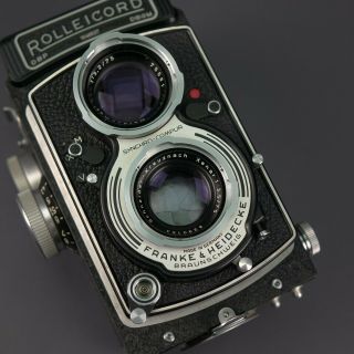 Rolleicord V Model K3C 1954 Twin Lens Reflex (TLR) Camera 75mm 4.  5 Xenar 10