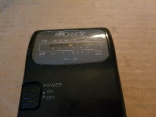 Vintage SONY SRF - 39 FM/AM Walkman Radio - Belt Clip,  Portable Radio, 2