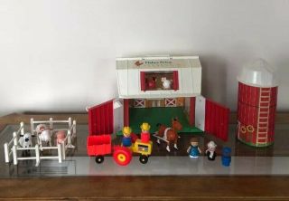 Vintage 1967 Fisher Price Play Family Farm Set With Silo & Accessories Horse Cow