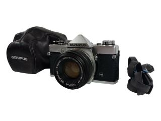 Minty Olympus Om - 1 Slr 35mm Camera W/ Om - System F.  Zuiko Auto - S F/ 1.  8 50mm Lens