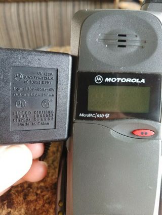 Vintage Motorola MicroTAC 650e Flip Cell Phone Micro TAC 650 e W/ Charger 5
