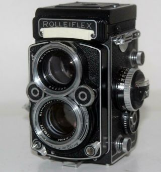 Rolleiflex 2.  8f Tlr Camera Schneider Xenotar Lens Serial 2412895