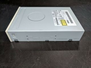 LG CRD - 8400B Internal CD - ROM Drive 40x IDE Vintage Retro PC - 4