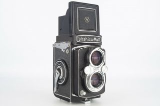 Yashica Mat TLR 120 Roll Film Camera with Yashinon 80mm f/3.  5 Lens and Cap V00 2