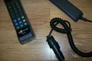 Motorola 8000S badged ECT Cellular Vintage Cellular phone BLACK PHONE RED LCD 4