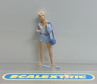 Vintage Style Blonde Girl In Shorts For Scalextric Airfix Ninco Scx Fly,  1.  32