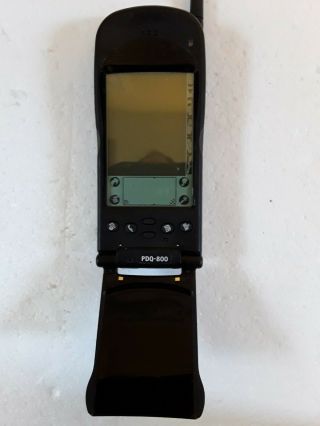 Quallcomm PDQ 800 Palm smartphone 2