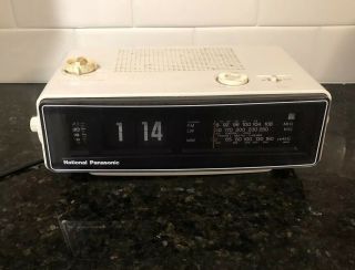 Vintage National Panasonic Flip Clock Alarm Radio Model Rc - 6030 Lbs Japan Retro