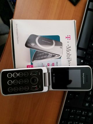 Sony Ericsson T - Mobile Flip Phone Tm717 Equinox