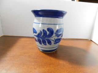 Vintage 1999 Bastine Noblesviile Ind Pottery Vase - - Design???