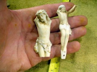4 x excavated vintage victorian jesus figurine age 1860 Hertwig A.  13276 5