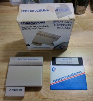 Vintage Commodore 1700 Ram Expansion Unit (reu) - - Box And Disk