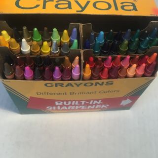 Vintage Binney Smith Crayola Crayons Box of 64 Built In Sharpener 2