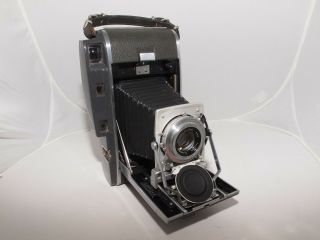 Polaroid Model 120 Instant Film Camera.  Rare Non Usa Model.  127mm Yashinon.