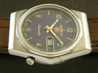 VINTAGE SEIKO 5 AUTOMATIC JAPAN MEN ' S DAY/DATE WATCH 219 - a123763 - 5 4