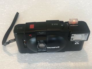 Olympus Xa2 35mm Camera With A11 Flash And Usa Seller Xa 2