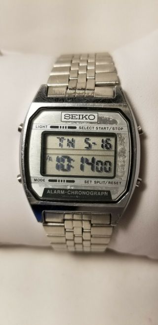 Vintage Men’s Seiko Digital Lcd A904 - 5199 - A2 Alarm Chronograph Stainless Watch
