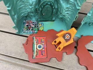 Vintage CASTLE GRAYSKULL Playset HE - MAN Masters Of The Universe Incomplete 7