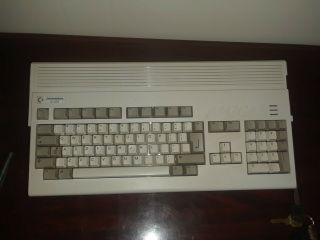 Amiga A1200 Commodore Computer Vintage With Power Supply & Disks Workin