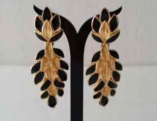 Vintage Trifari Tm 14k Gold Plated Black Enamel Leaf Dangle Earrings