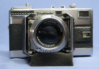 Voigtlander Vitessa 35mm Folding Rangefinder Camera w/Ultron 50mm f2 Lens & Case 3